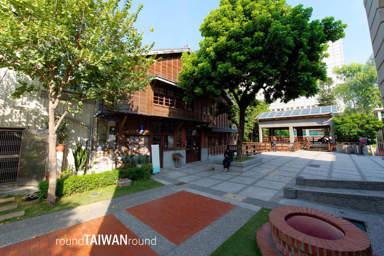 Tainan_Public_Meeting_Hall________-004.jpg