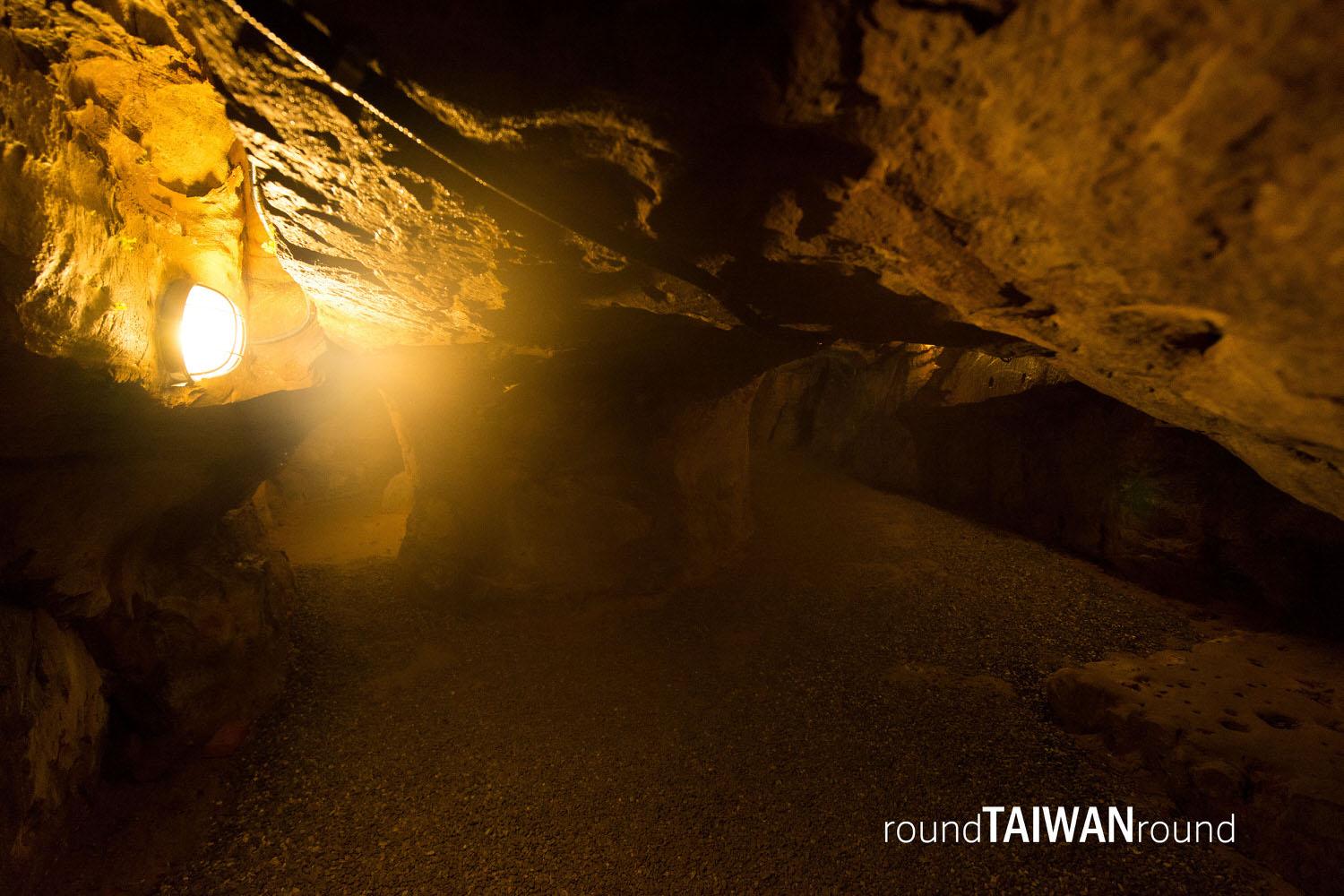 Buddha_Hand_Cave______-011.jpg
