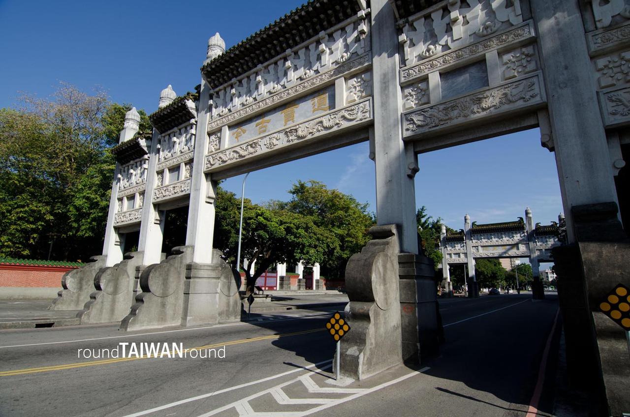 Taichung_Confucius_Temple_____-003.jpg