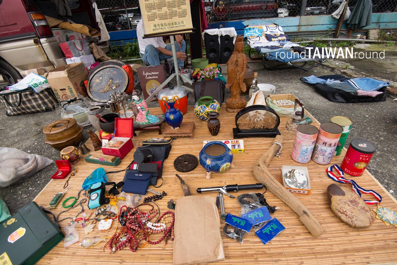 Fuhe_Bridge_Flea_Market__________-023.jpg