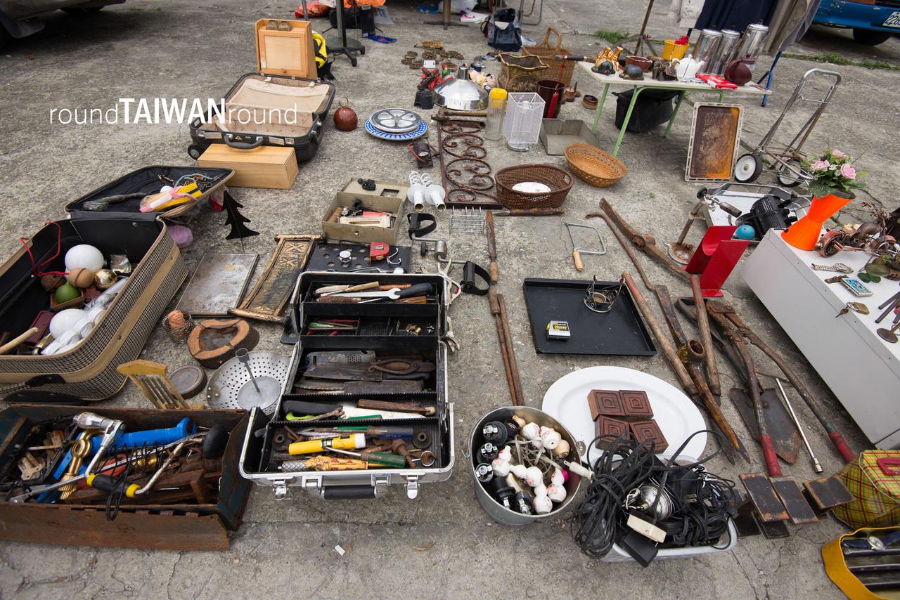 Fuhe_Bridge_Flea_Market__________-022.jpg