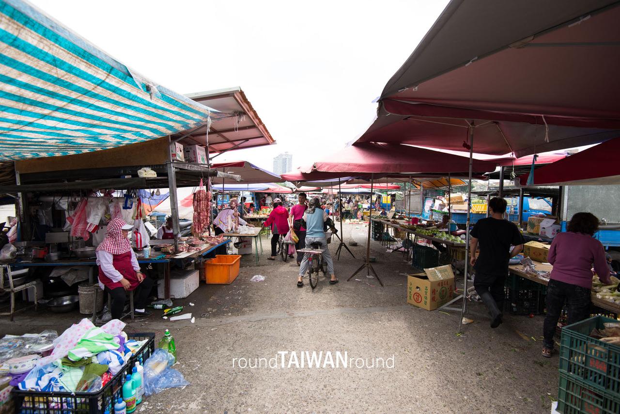 Fuhe_Bridge_Flea_Market__________-004.jpg