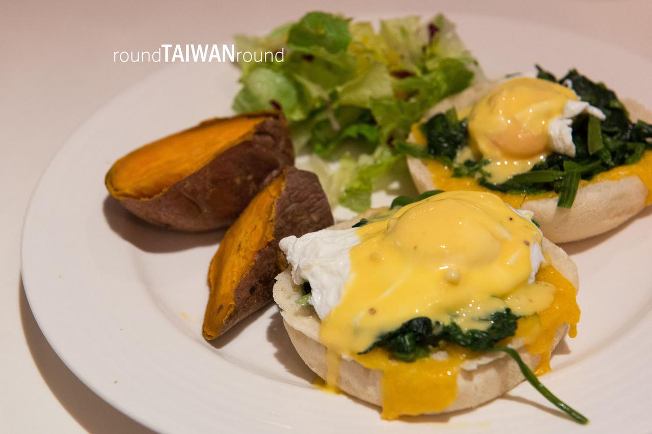 Backpacker_Caf________-018.jpg