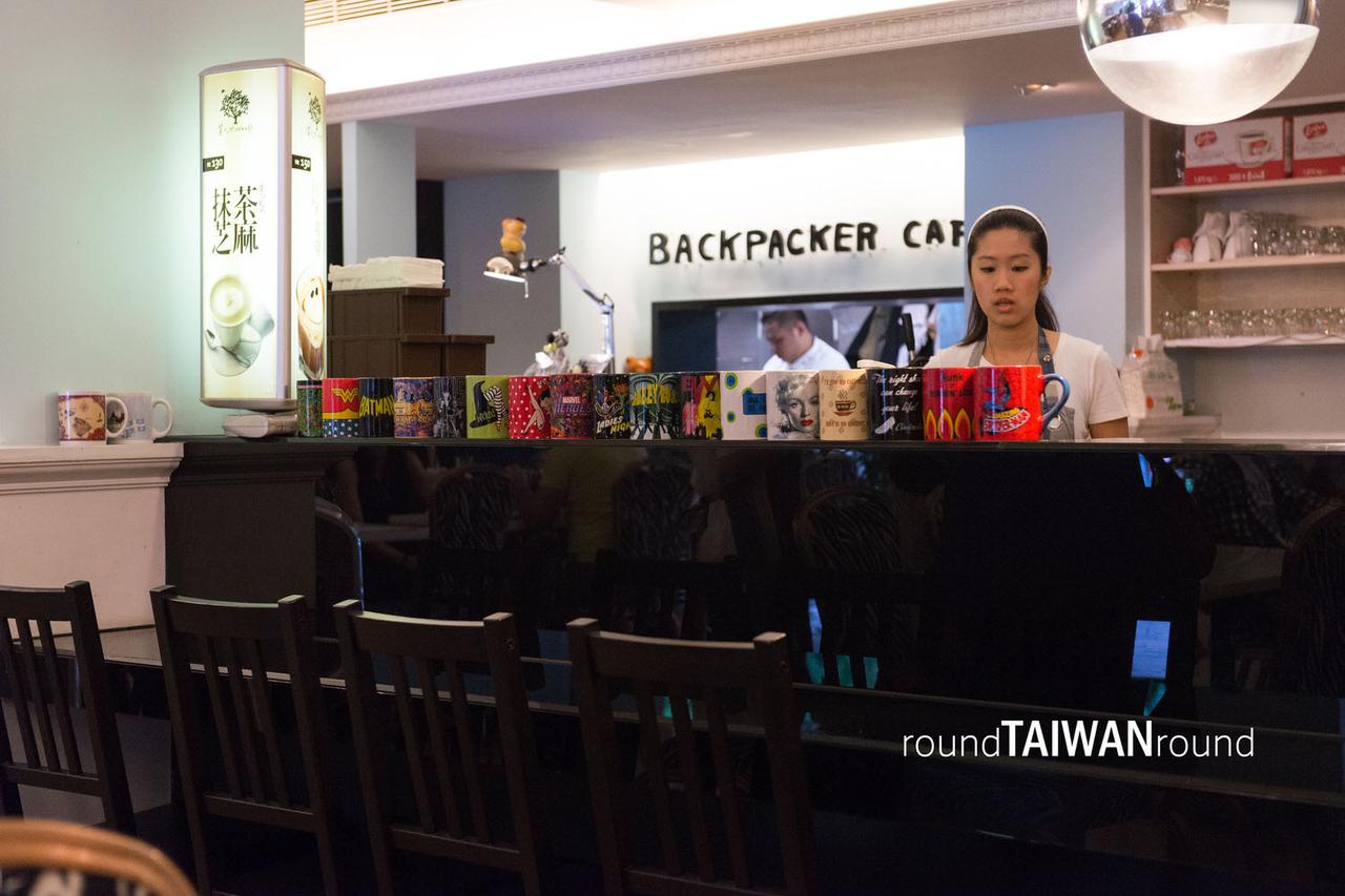 Backpacker_Caf________-005.jpg