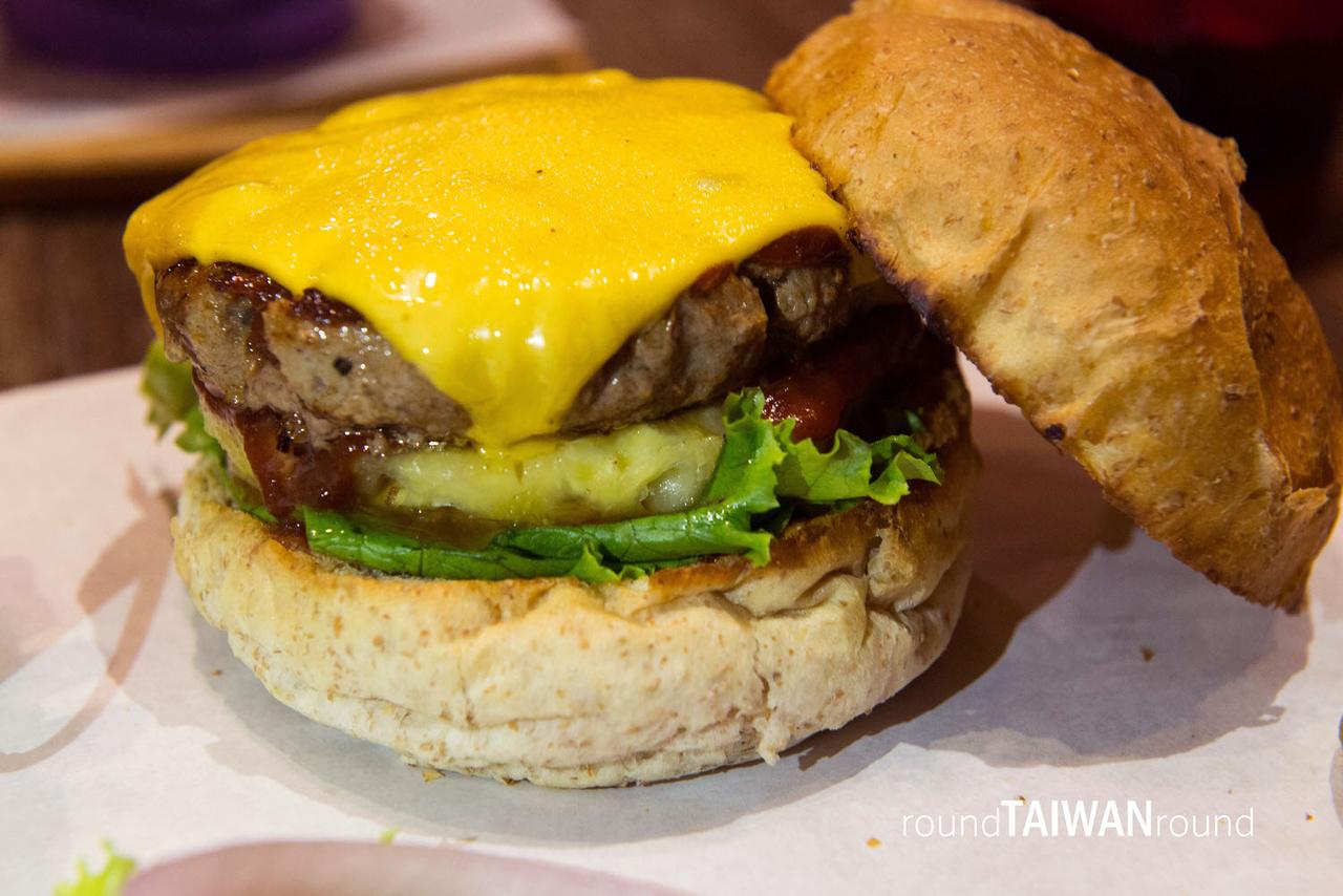 1885_Burger_Store-010.jpg