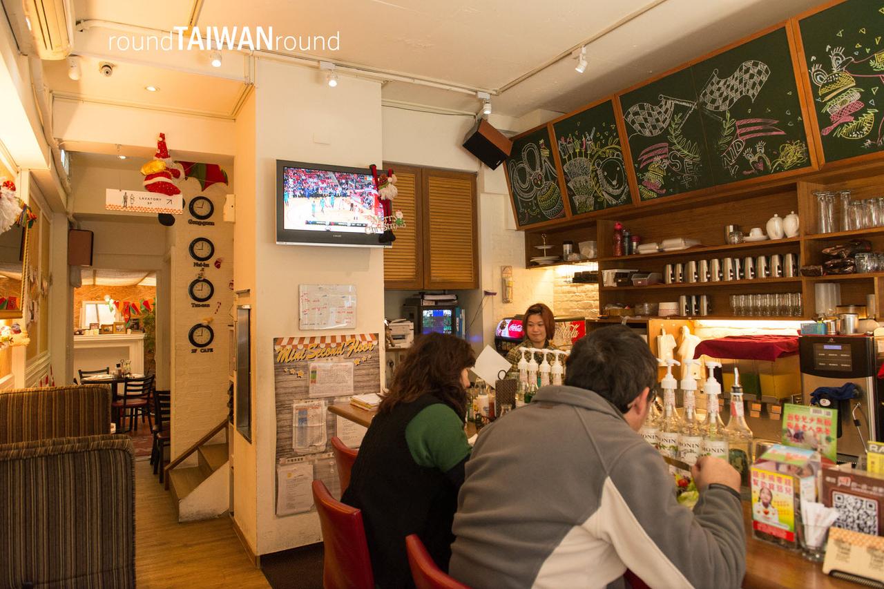 Second_Floor_Cafe_______-002.jpg
