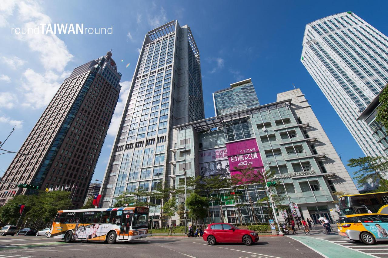 Xinyi_Commercial_District_______-004.jpg
