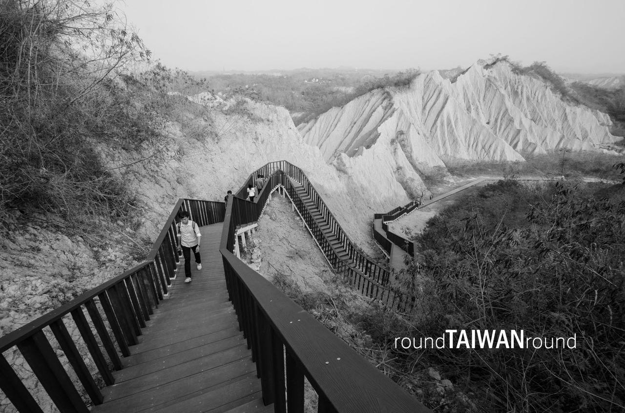 Tienliao_Moon_World________-029.jpg