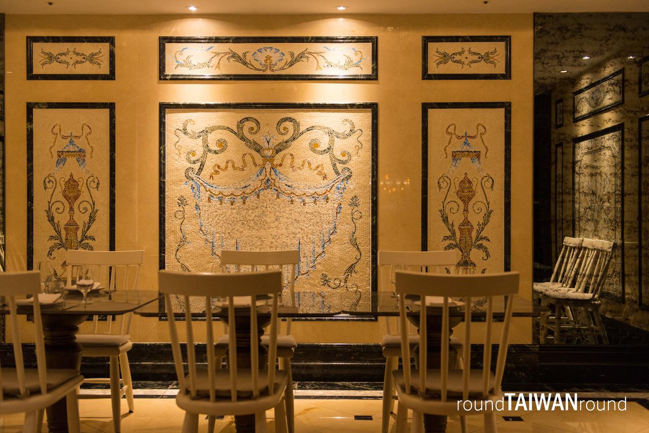L_idiot_Restaurant_______-010.jpg