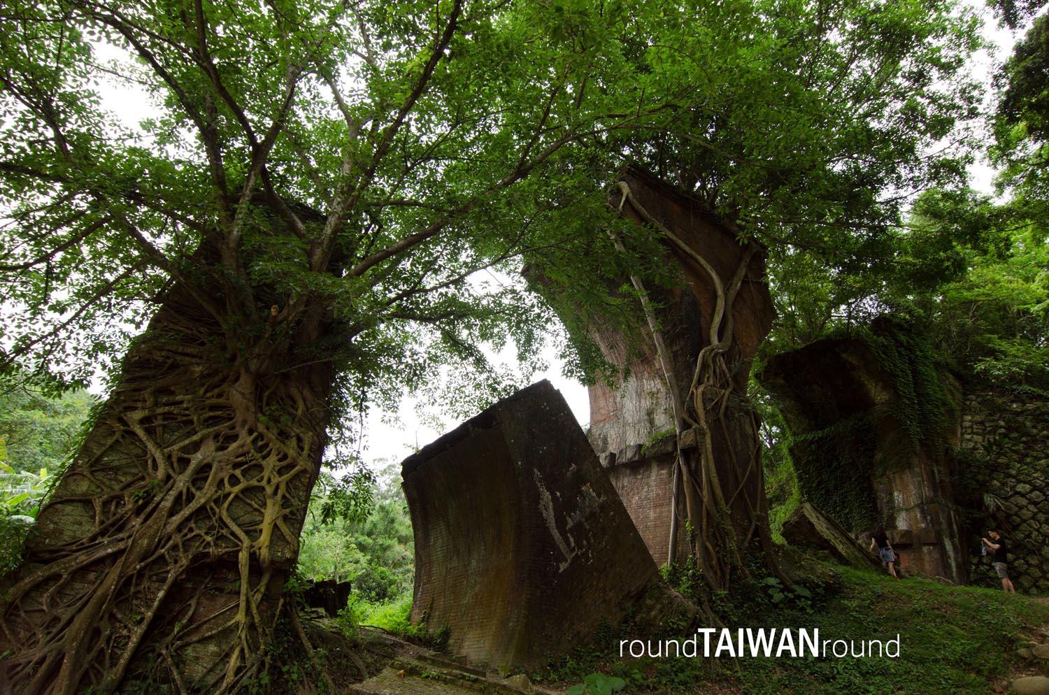 Remains_of_Longteng_Bridge_______-009.jpg