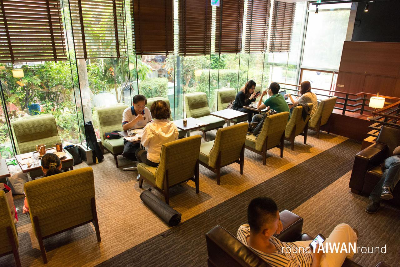 Ueshima_Coffee_Lounge________-002.jpg