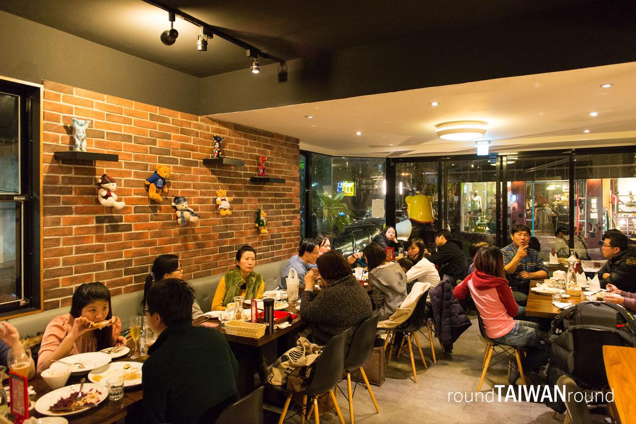 Oma_s_Berlin_Bistro_________-008.jpg