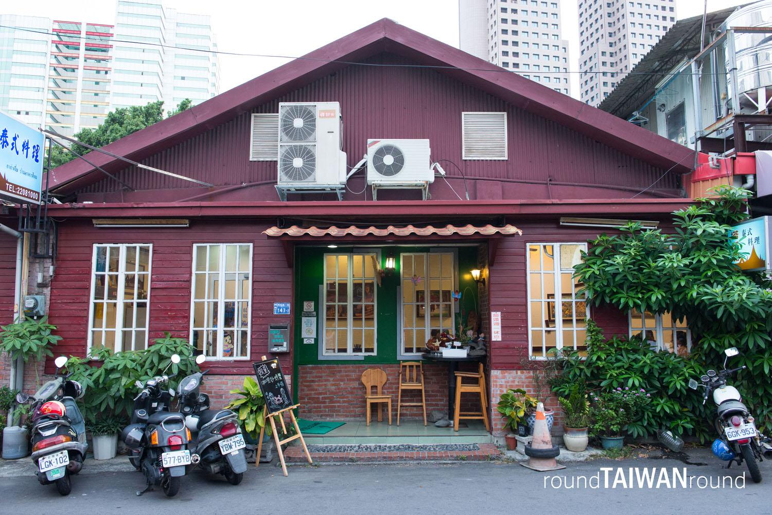 Tatajia_Thai_Cuisine__________-001.jpg