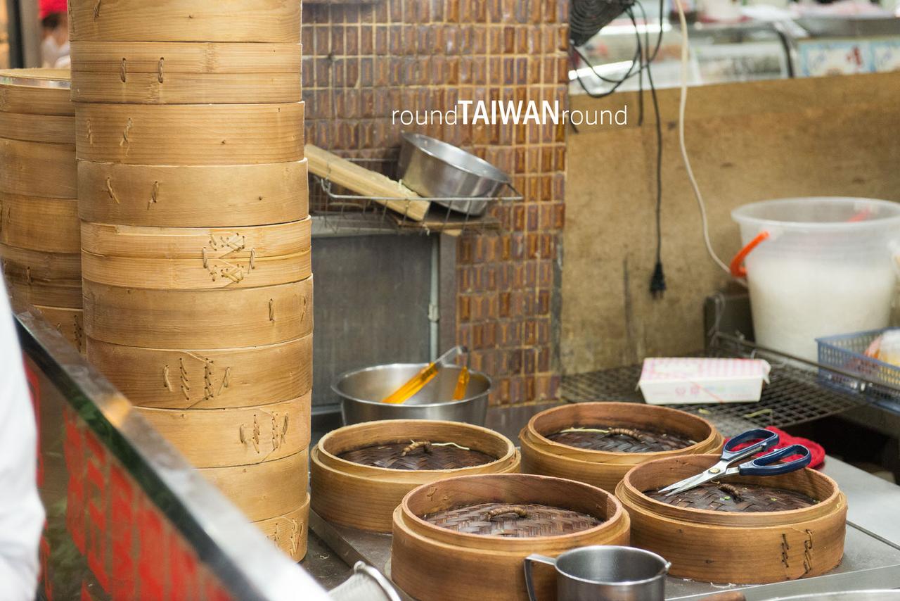 Shanghainese_Steam-fried_Baozi_________-005.jpg