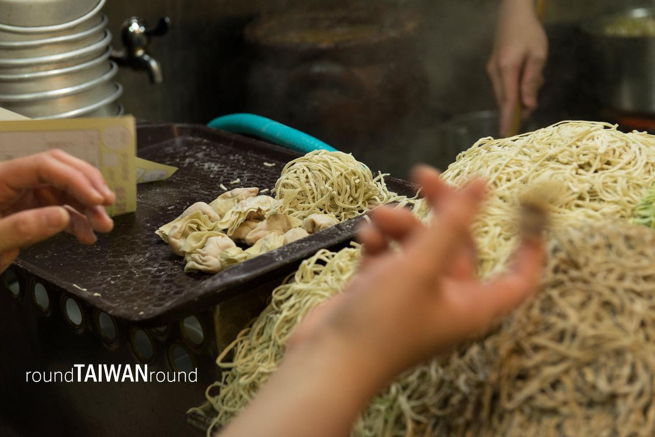 Along_Fried_Noodle_______-004.jpg