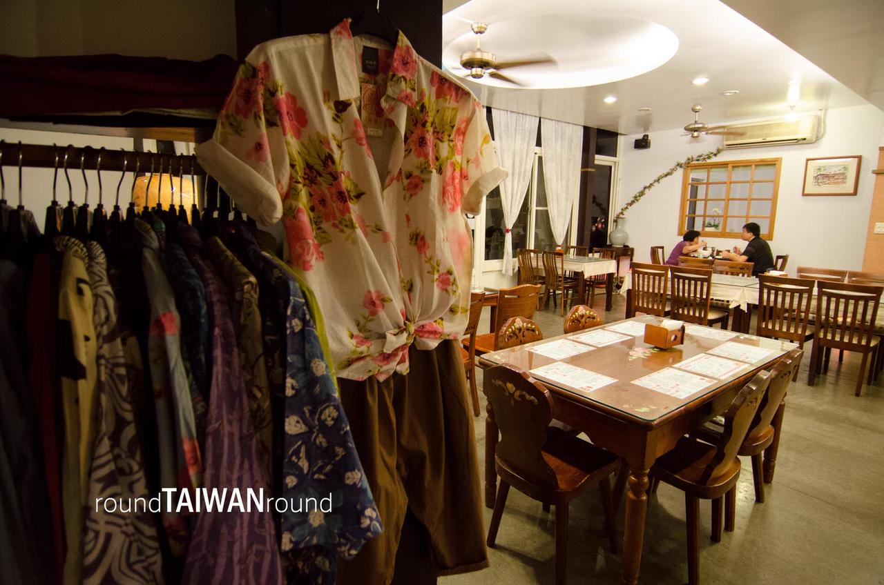_______Lin_s_Tomato_Restaurant_-001.jpg