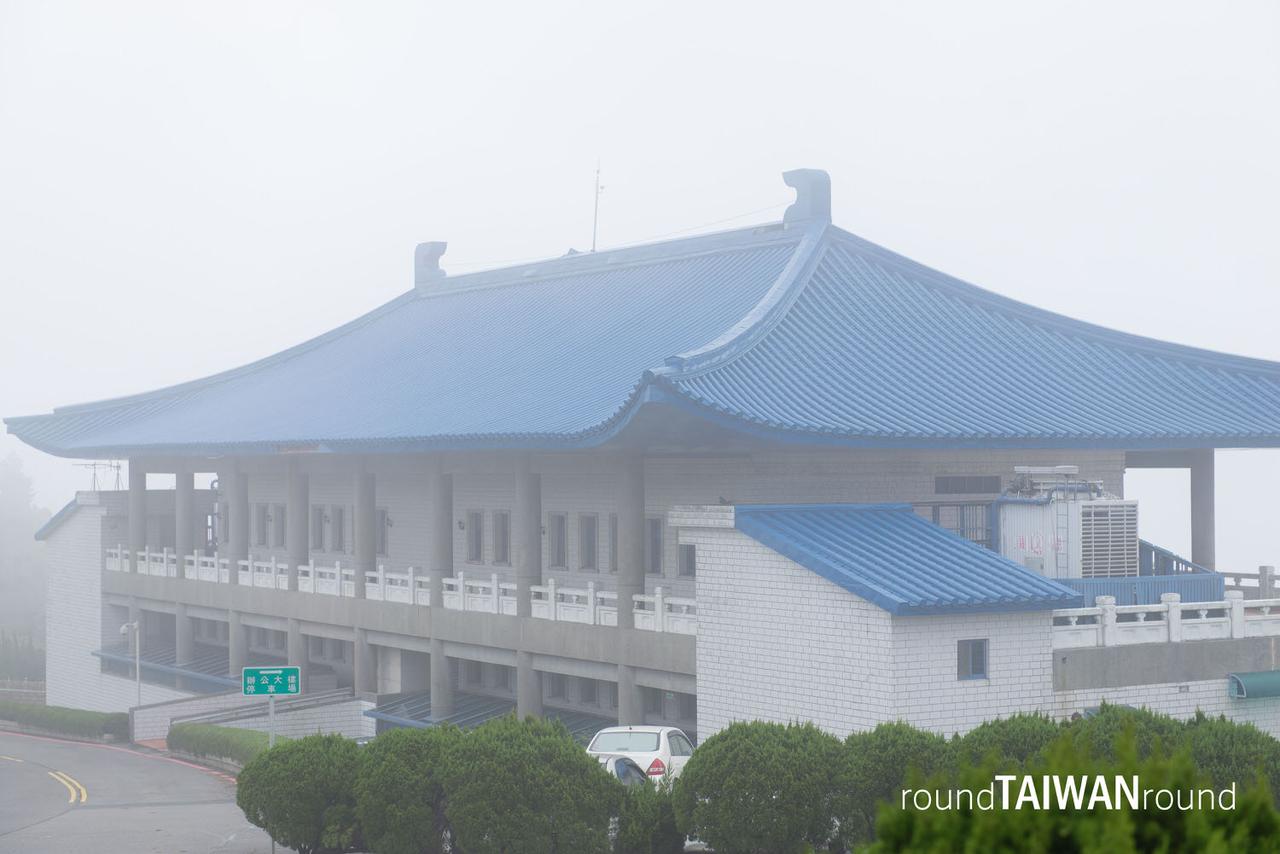 Wuzhishan_Military_Cemetery____________-006.jpg