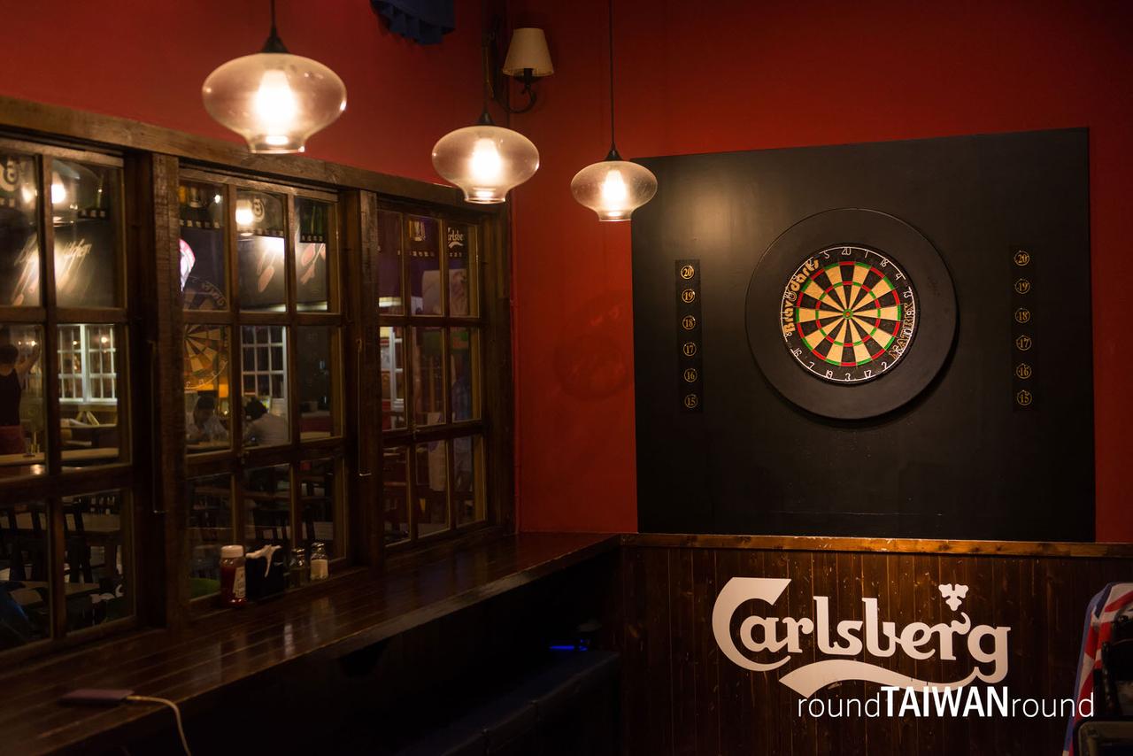 The_Three_Lions_Inn___________-003.jpg