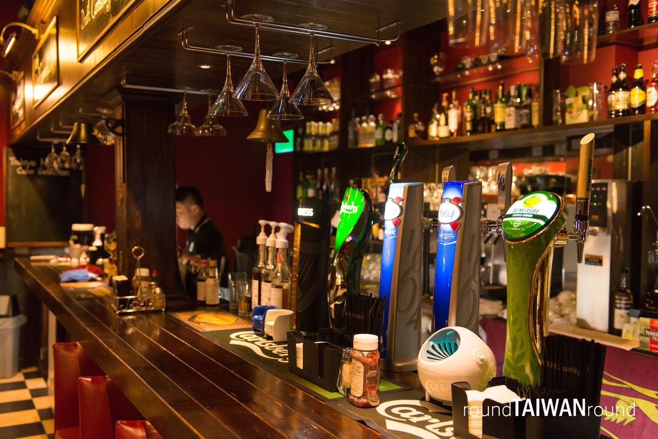The_Three_Lions_Inn___________-005.jpg