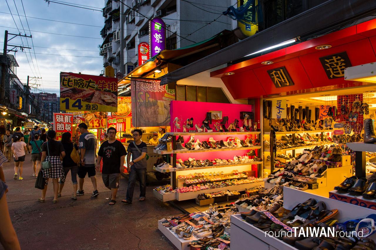 Linjiang_Street_Night_Market________-013.jpg