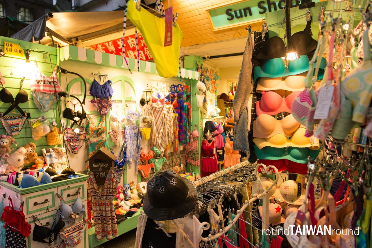 Linjiang_Street_Night_Market________-016.jpg