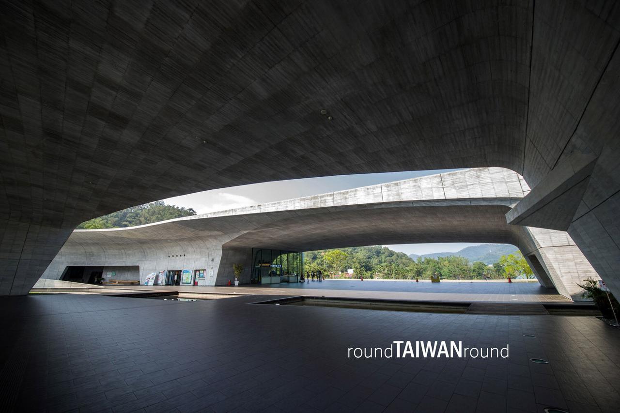 Xiangshan_Visitor_Center_________-022.jpg