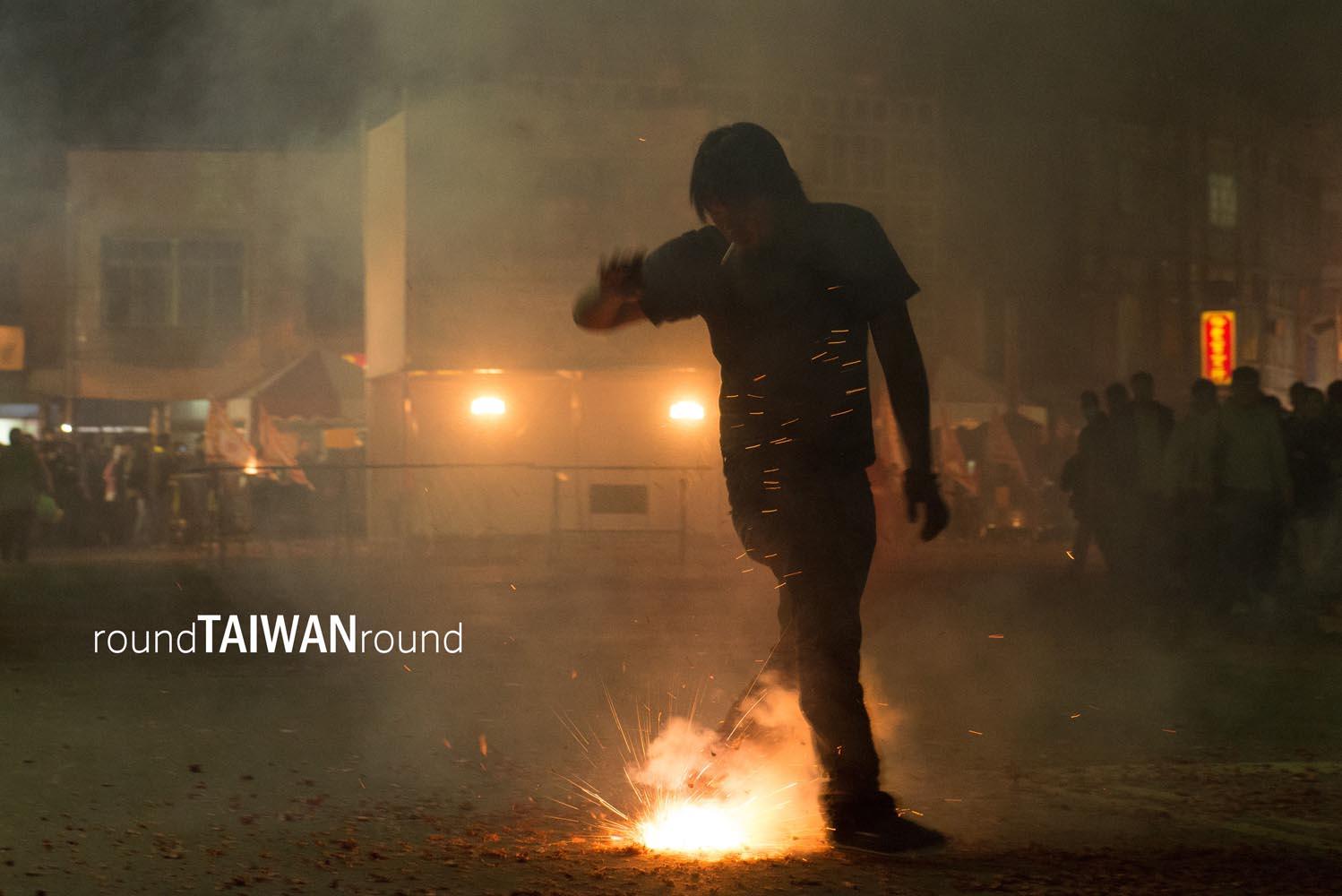 Yanshuei_Beehive_Fireworks_______-017.jpg