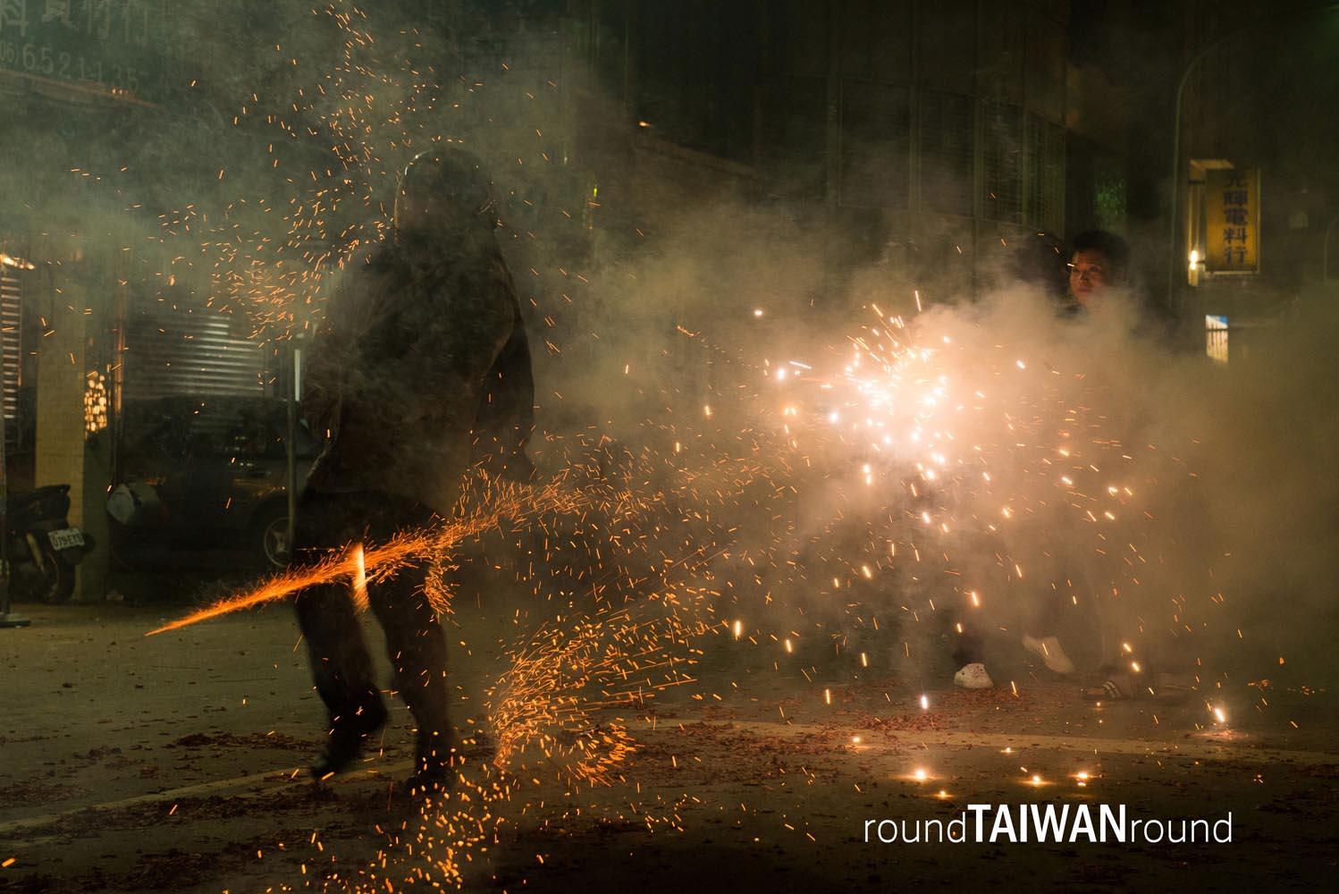 Yanshuei_Beehive_Fireworks_______-029.jpg