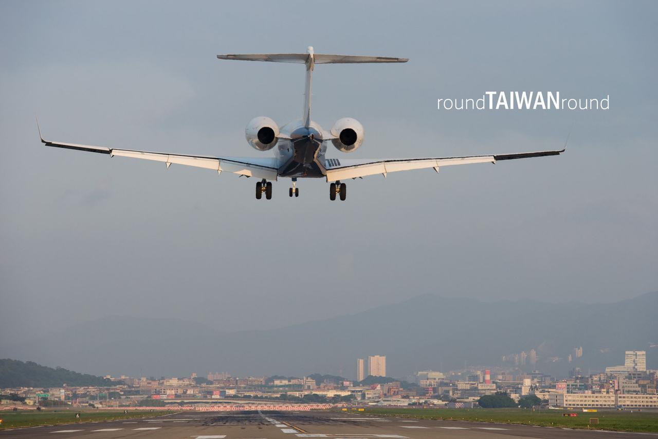 Airplane_Alley______-013.jpg