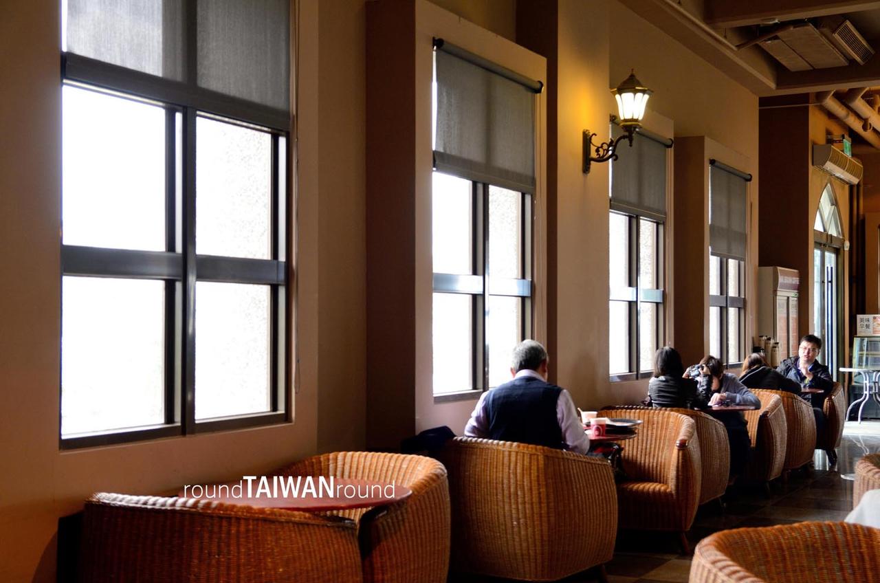Brown_Cafe________-010.jpg