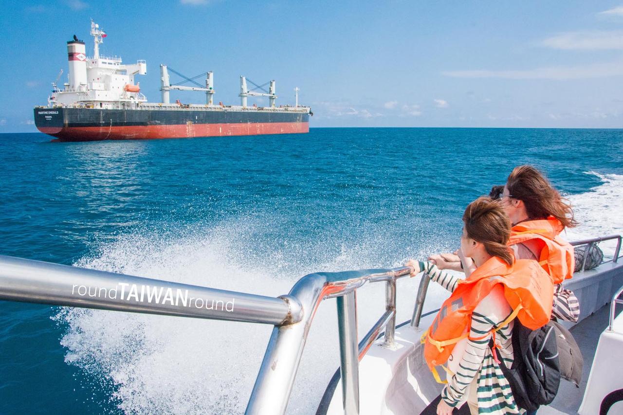Hualien_Port_Whale_Watching________-011.jpg