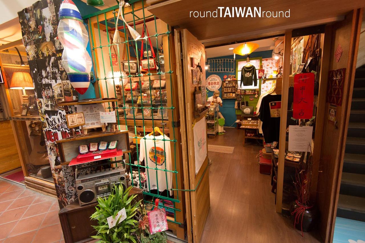 Ximending_Red_House_______-013.jpg