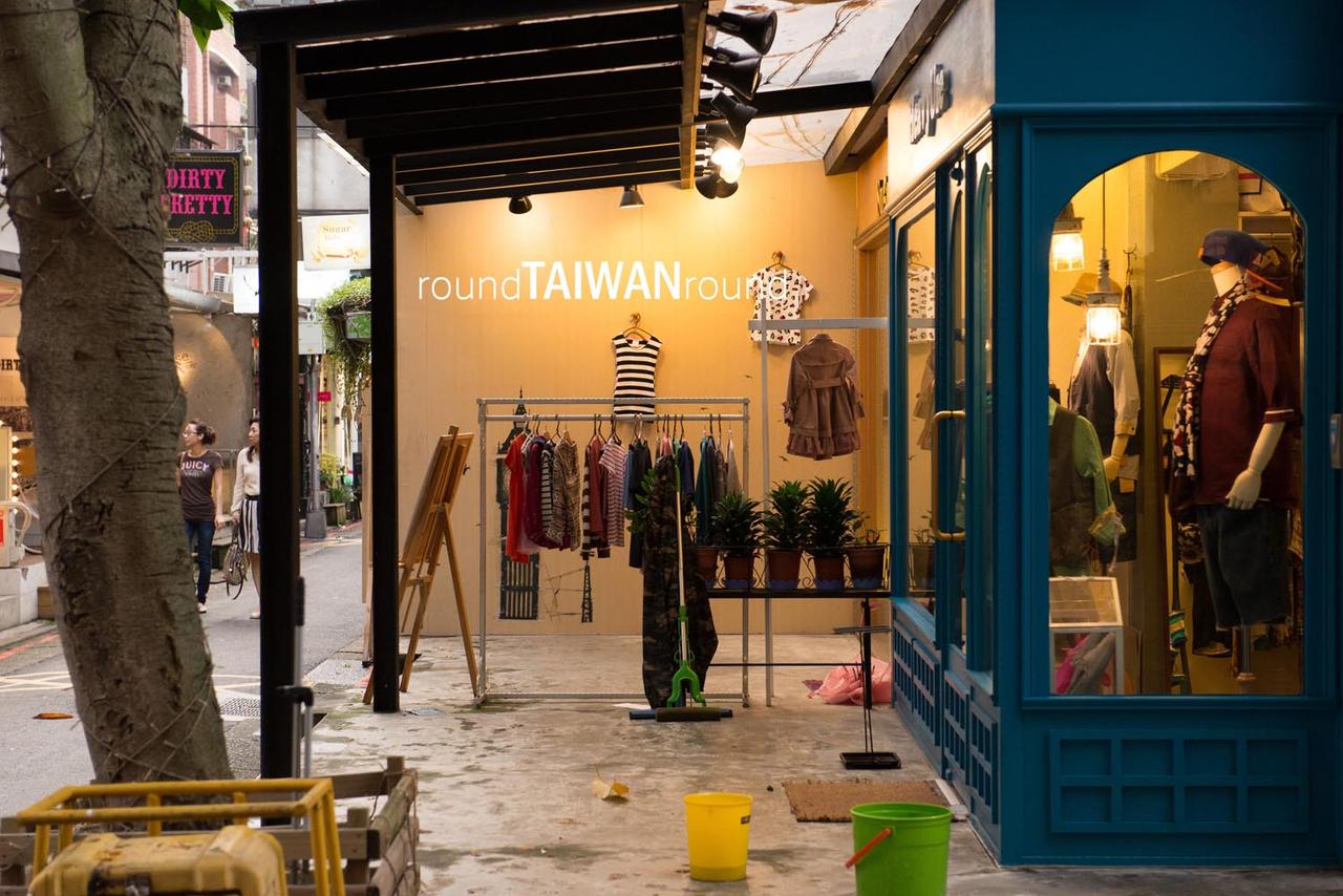 Zhongxiao_Dunhua_Shopping_Area_________-004.jpg