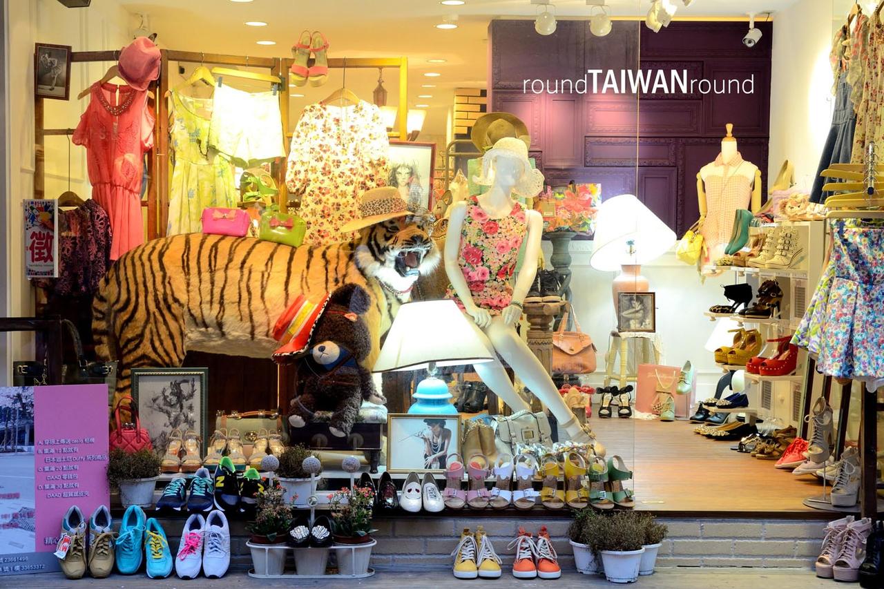 Zhongxiao_Dunhua_Shopping_Area_________-016.jpg