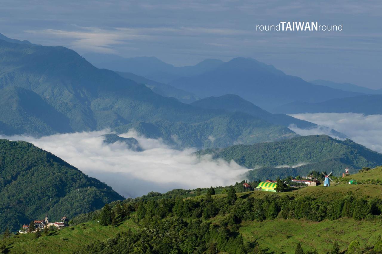Green_Green_Grasslands_______-016.jpg