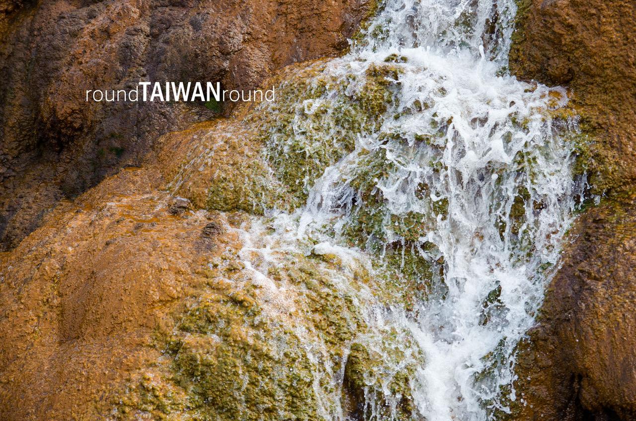 Golden_Waterfall_______-011.jpg