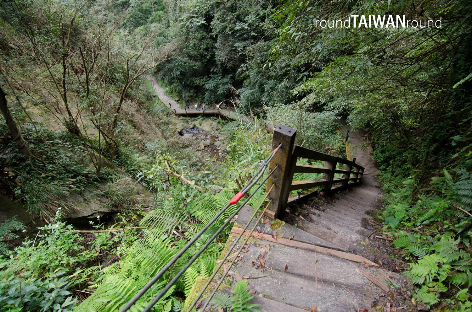 Guanyin_Waterfall_______-003.jpg