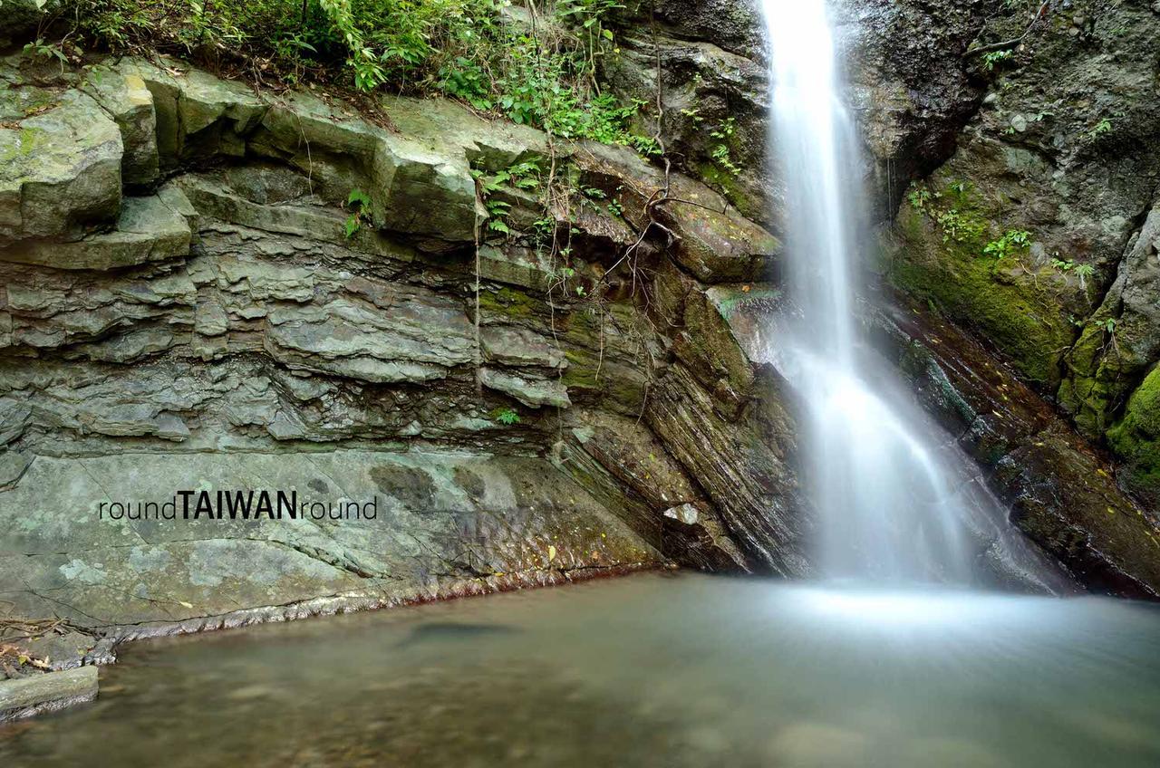 Seven-Hole_Waterfall______-008.JPG