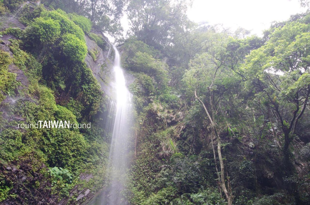 Guanyin_Waterfall_______-009.jpg