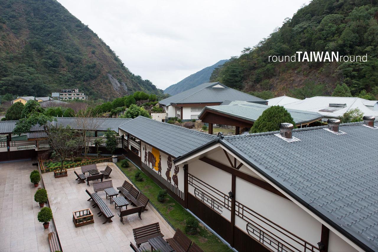 Hakoune_Onsen_______-010.jpg