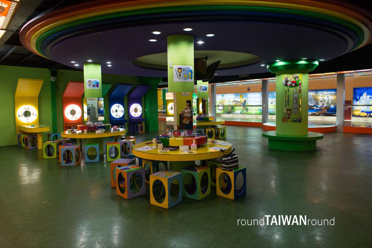 Lucky_Art_Crayon_Factory________-054.jpg