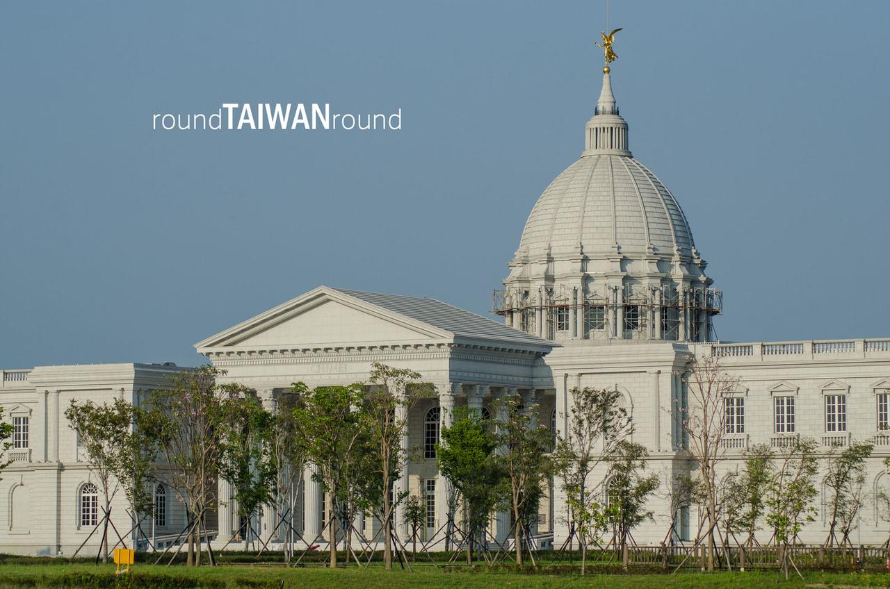 Tainan_Metropolis_Park__________-004.jpg
