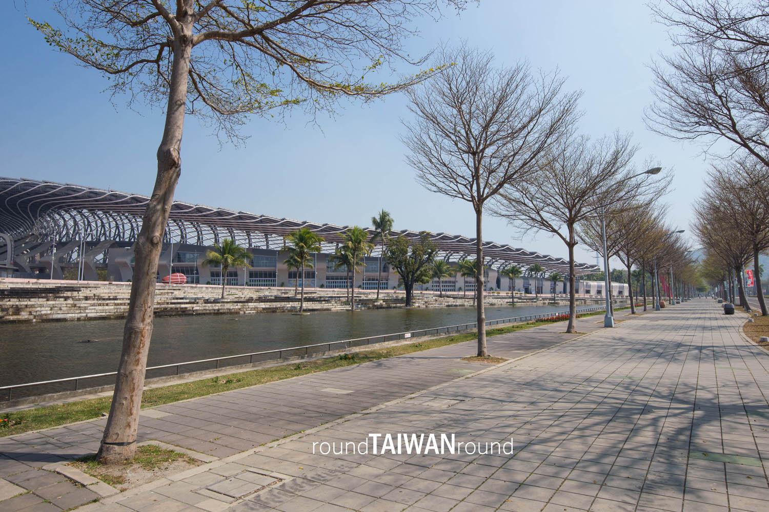 Kaohsiung_National_Stadium__________-002.jpg