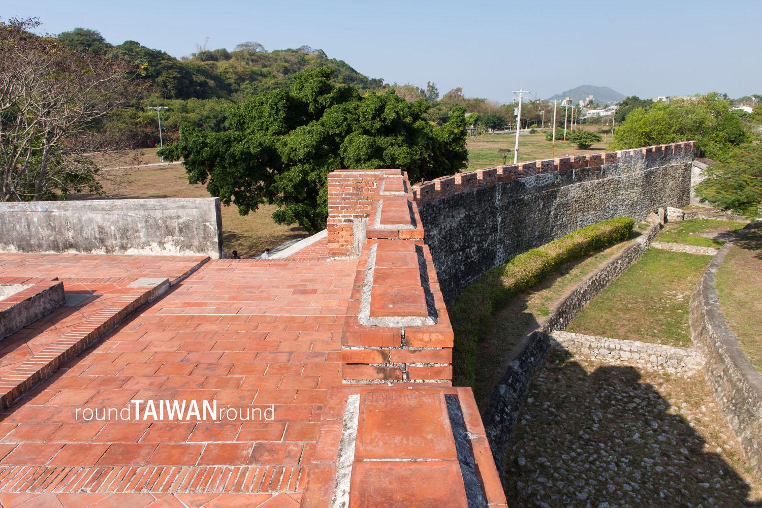 Old_Wall_of_Fengshan_County________-012.jpg
