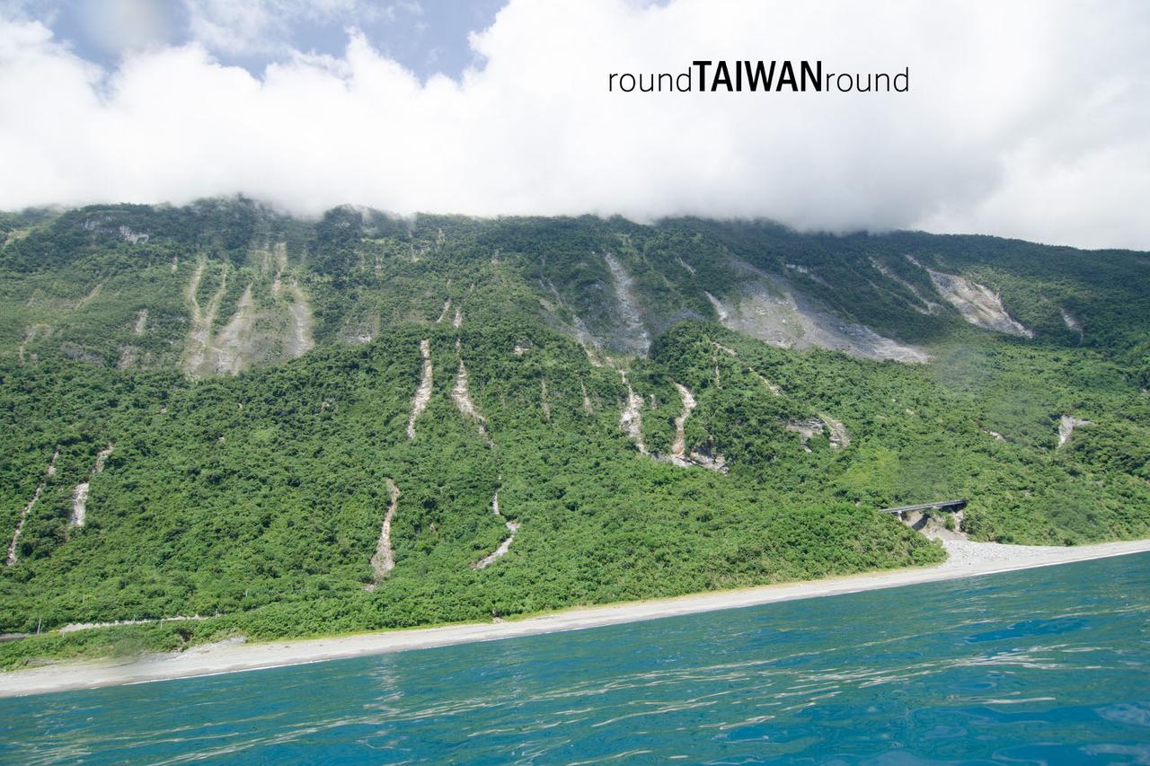 Qingshui_Cliff_Kayak_Rolling___________-080.jpg