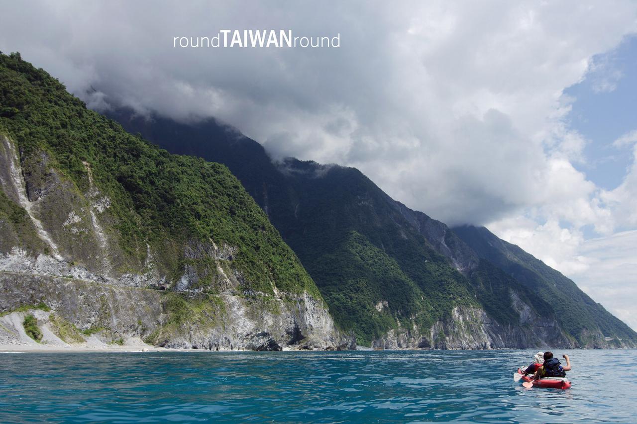 Qingshui_Cliff_Kayak_Rolling___________-031.jpg