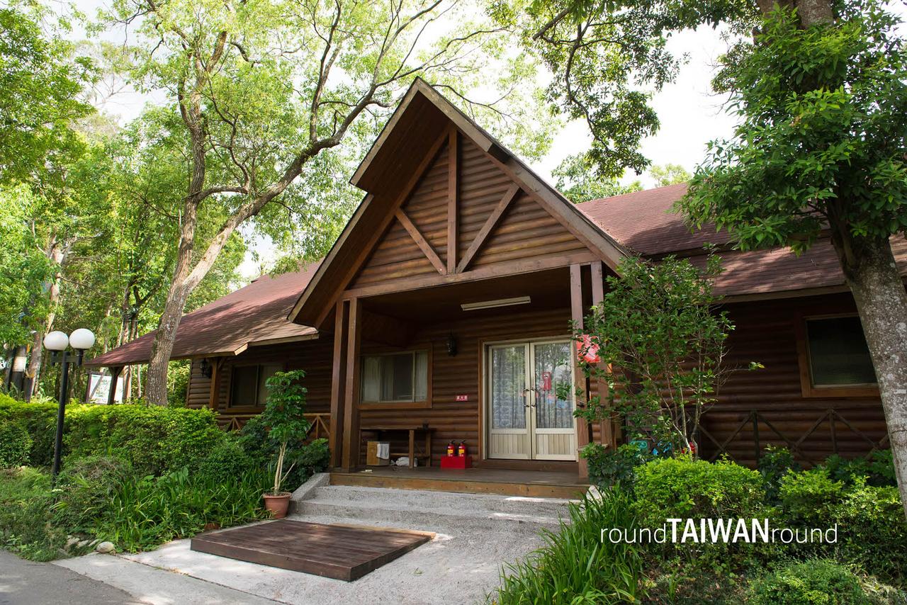 West_Lake_Resortopia________-007.jpg
