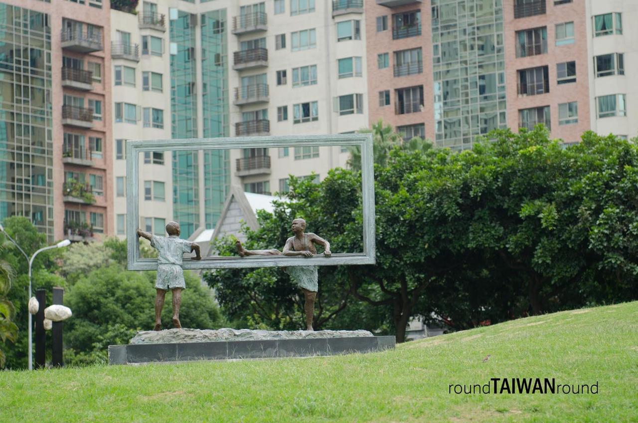 Fengle_Sculpture_Park_________-004.jpg
