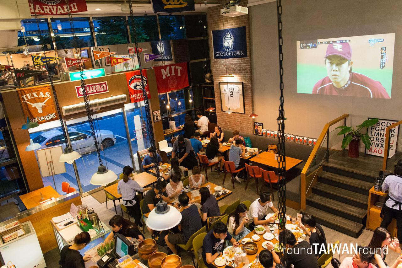 Campus_Cafe-011.jpg