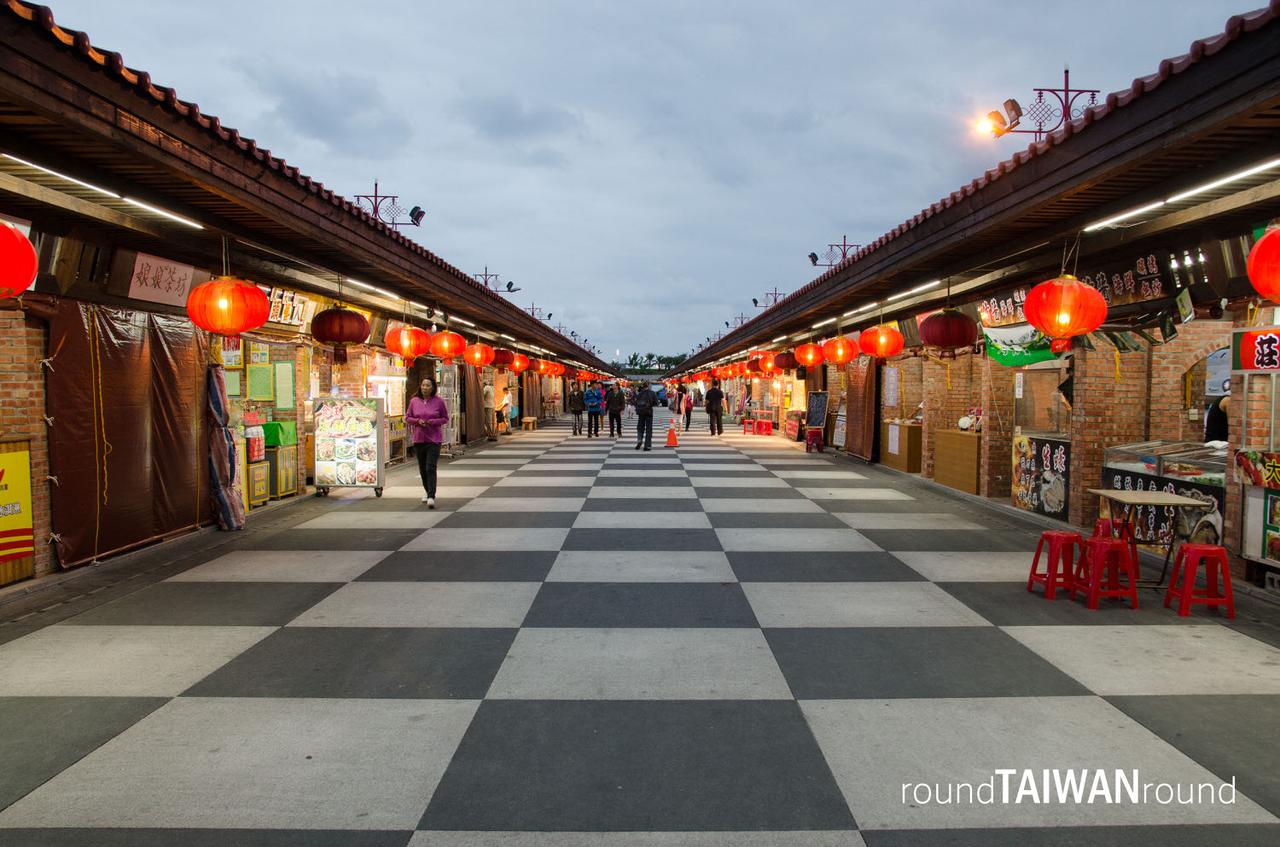 East_Gate_Night_Market________-001.jpg